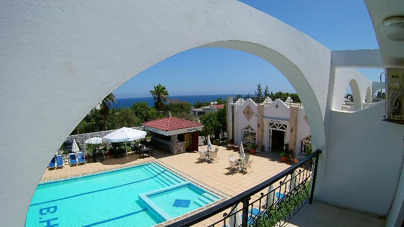 Bare Hill Holiday Village Elea Esterno foto